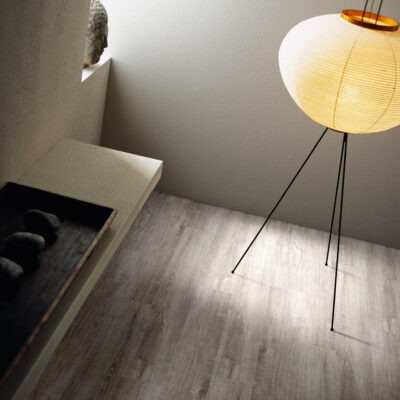 Parquet stratifié Chêne gris lumière Modern Basic 400 parador