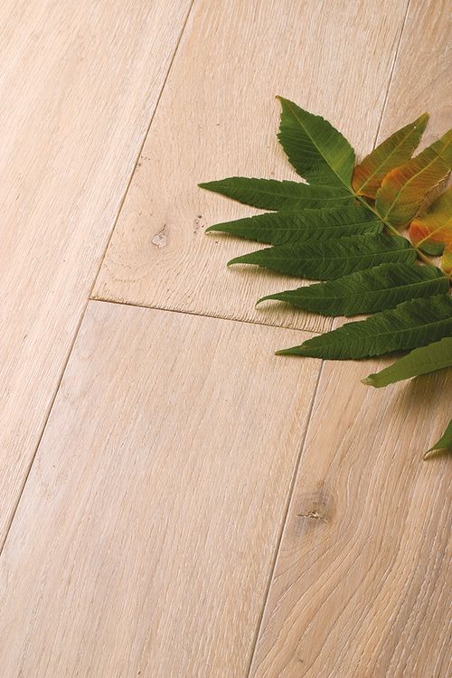 Parquet chêne massif 21mm Col.302 B Chêne PR blanchi brossé huilé